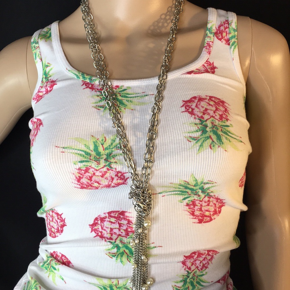 NEW!!  Size 3XL (Size 22) | SASSY Pineapple Tanks